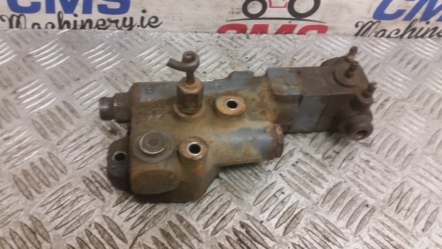 Ford New Holland 7840 40 And Ts Series Trailer Brake Valve 81874969, 1535108113 - Спирачен клапан за Трактор: снимка 4 Ford New Holland 7840 40 And Ts Series Trailer Brake Valve 81874969, 1535108113 - Спирачен клапан за Трактор: снимка 4