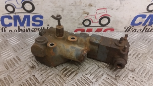 Ford New Holland 7840 40 And Ts Series Trailer Brake Valve 81874969, 1535108113 - Спирачен клапан за Трактор: снимка 2 Ford New Holland 7840 40 And Ts Series Trailer Brake Valve 81874969, 1535108113 - Спирачен клапан за Трактор: снимка 2