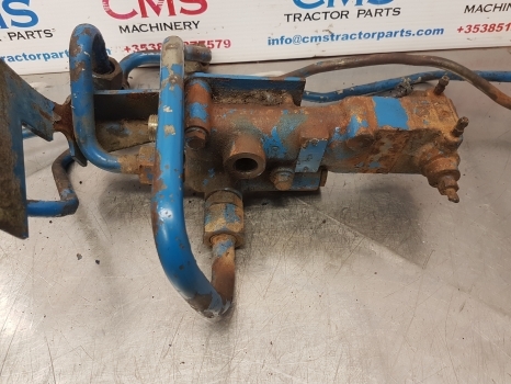 Ford New Holland 7840 Hydraulic Brake Valve F0nn2n073bd, 81874968, F0nn2n270aa - Спирачен клапан за Трактор: снимка 2 Ford New Holland 7840 Hydraulic Brake Valve F0nn2n073bd, 81874968, F0nn2n270aa - Спирачен клапан за Трактор: снимка 2