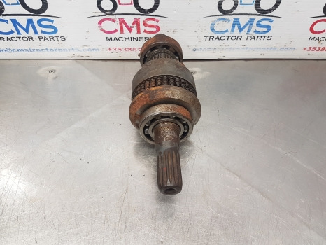 Ford New Holland 7840, Ts, 40 Series Sle 8240 Transmission 4wd Shaft 81867433 - Трансмисия: снимка 5 Ford New Holland 7840, Ts, 40 Series Sle 8240 Transmission 4wd Shaft 81867433 - Трансмисия: снимка 5