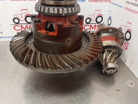 Ford New Holland 7840, Ts, 40, Ts6000 Bevel Gear And Differential 81866326 - Диференциал за Селскостопанска техника: снимка 3 Ford New Holland 7840, Ts, 40, Ts6000 Bevel Gear And Differential 81866326 - Диференциал за Селскостопанска техника: снимка 3
