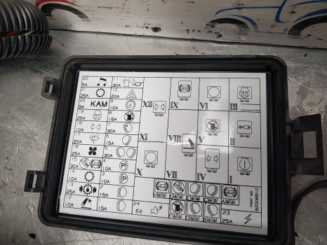 Ford New Holland Fiat 60, M Series Dual Command Cab Wiring Loom Assy 82015343 - Кабели/ Жици за Трактор: снимка 2 Ford New Holland Fiat 60, M Series Dual Command Cab Wiring Loom Assy 82015343 - Кабели/ Жици за Трактор: снимка 2