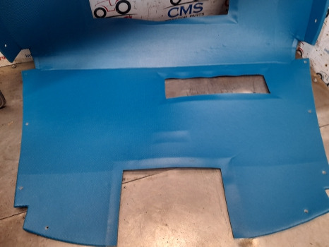 Ford Q Cab Roof Lining 2600, 3600, 6600, 7910, 8210, 5610 D8nn9451968bb - Кабина и интериор: снимка 2 Ford Q Cab Roof Lining 2600, 3600, 6600, 7910, 8210, 5610 D8nn9451968bb - Кабина и интериор: снимка 2