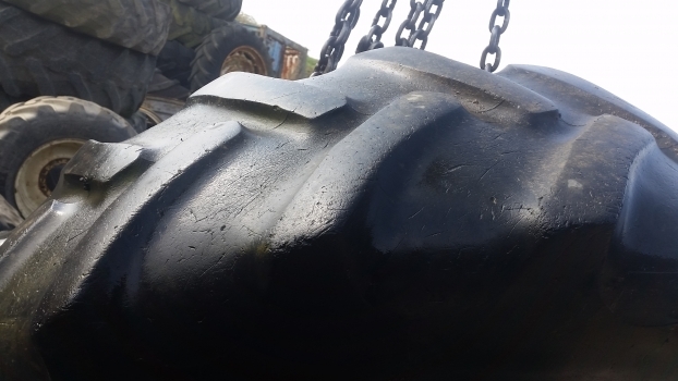 Ford Rear Tyre 16.9-38. Please Check By The Photos. - Гума за Трактор: снимка 2 Ford Rear Tyre 16.9-38. Please Check By The Photos. - Гума за Трактор: снимка 2