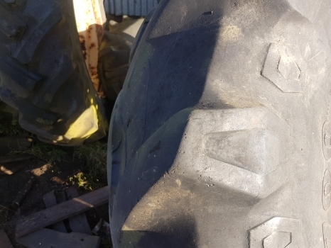 Ford Rear Wheel Complete R38 Pirelli Tm700 580/70r38 - Комплект колела за Трактор: снимка 2 Ford Rear Wheel Complete R38 Pirelli Tm700 580/70r38 - Комплект колела за Трактор: снимка 2