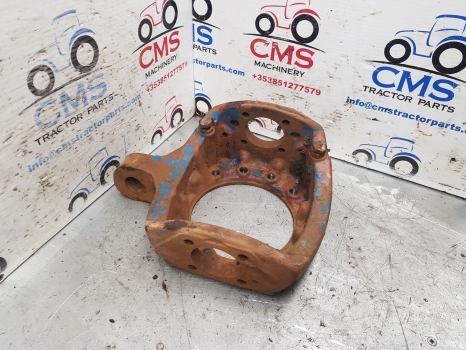 Ос и части за Трактор Ford Tw 20 Front Axle Swivel Housing Rhs 4468457012, 4468357016, 81927696, Zp1927696: снимка 9
