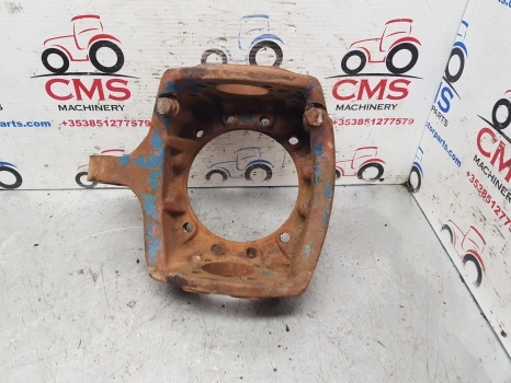 Ос и части за Трактор Ford Tw 20 Front Axle Swivel Housing Rhs 4468457012, 4468357016, 81927696, Zp1927696: снимка 6