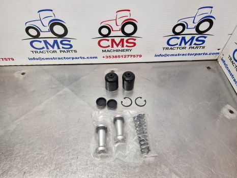 Ford Tw, 700, 600 S Tw5, Tw20, Tw30 Brake Master Cylinder Repair Kit C7nn2004a - Части на спирачната система за Селскостопанска техника: снимка 2 Ford Tw, 700, 600 S Tw5, Tw20, Tw30 Brake Master Cylinder Repair Kit C7nn2004a - Части на спирачната система за Селскостопанска техника: снимка 2