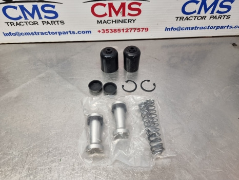 Ford Tw, 700, 600 S Tw5, Tw20, Tw30 Brake Master Cylinder Repair Kit C7nn2004a - Части на спирачната система за Селскостопанска техника: снимка 1 Ford Tw, 700, 600 S Tw5, Tw20, Tw30 Brake Master Cylinder Repair Kit C7nn2004a - Части на спирачната система за Селскостопанска техника: снимка 1