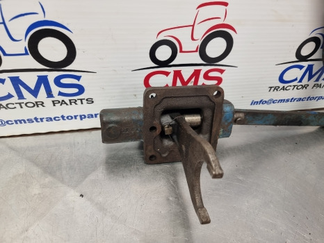 Fordson Major Pto Control Fork Assy, Check It By The Pictures - Трансмисия: снимка 4 Fordson Major Pto Control Fork Assy, Check It By The Pictures - Трансмисия: снимка 4
