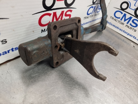 Fordson Major Pto Control Fork Assy, Check It By The Pictures - Трансмисия: снимка 5 Fordson Major Pto Control Fork Assy, Check It By The Pictures - Трансмисия: снимка 5