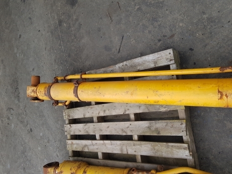 Hyundai 160lc7, R180lc7, R160lc7a Hydraulic Boom Arm Ram Cylinder 31n5-50131 - Хидравличен цилиндър за Трактор: снимка 2 Hyundai 160lc7, R180lc7, R160lc7a Hydraulic Boom Arm Ram Cylinder 31n5-50131 - Хидравличен цилиндър за Трактор: снимка 2
