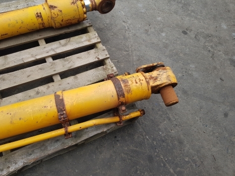 Hyundai 160lc7, R180lc7, R160lc7a Hydraulic Boom Arm Ram Cylinder 31n5-50131 - Хидравличен цилиндър за Трактор: снимка 3 Hyundai 160lc7, R180lc7, R160lc7a Hydraulic Boom Arm Ram Cylinder 31n5-50131 - Хидравличен цилиндър за Трактор: снимка 3