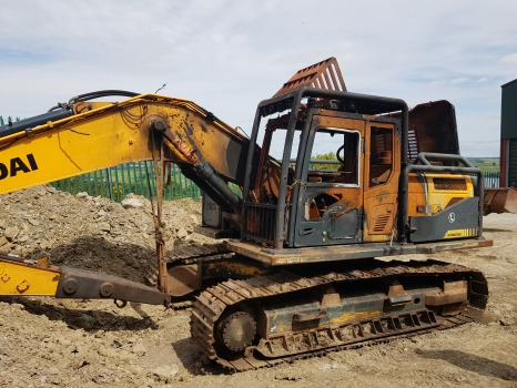 Hyundai Hx220lc Undercarriage, Uppercarriage, Boom, Hydraulic, Lift, Ram Parts - Двигател и части: снимка 4 Hyundai Hx220lc Undercarriage, Uppercarriage, Boom, Hydraulic, Lift, Ram Parts - Двигател и части: снимка 4