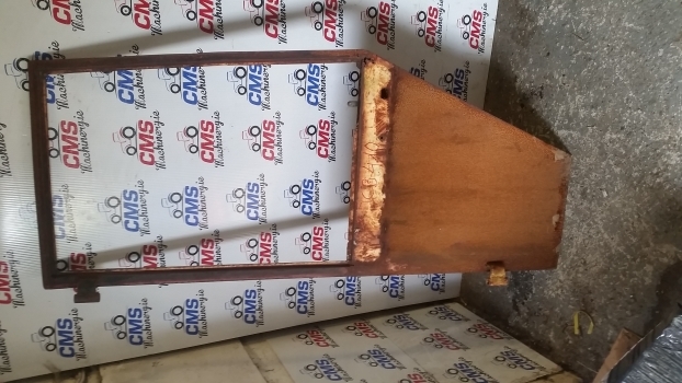 Jcb 410 Loader Door Frame Left - Врата и части за Колесен товарач: снимка 1 Jcb 410 Loader Door Frame Left - Врата и части за Колесен товарач: снимка 1
