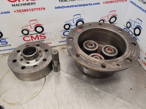 Предна ос John Deere 3200, 3415, 3215, 3400 Front Axle Hub Reduction Kit Assy 4475405113: снимка 1