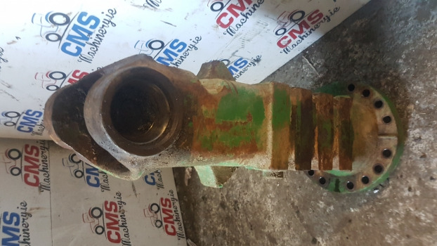 John Deere 3215, 3220, 3200 Front Axle Half Housing Lhs Z77220, 4475435087 - Предна ос: снимка 5 John Deere 3215, 3220, 3200 Front Axle Half Housing Lhs Z77220, 4475435087 - Предна ос: снимка 5