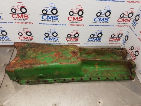 John Deere 3350, 3055, 3130, 3340, 2940, 3050 Oil Pan Sump R72231 - Маслена вана за Трактор: снимка 1 John Deere 3350, 3055, 3130, 3340, 2940, 3050 Oil Pan Sump R72231 - Маслена вана за Трактор: снимка 1