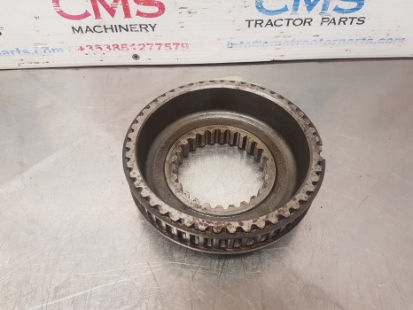 John Deere 3350, 3140, 3141, 3641, 3340, 3351, 2650 Brake Hub L29004 - Части на спирачната система за Селскостопанска техника: снимка 2 John Deere 3350, 3140, 3141, 3641, 3340, 3351, 2650 Brake Hub L29004 - Части на спирачната система за Селскостопанска техника: снимка 2