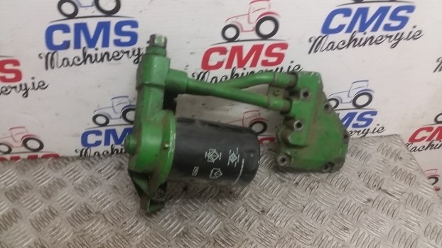 John Deere 6110 Oil Filter Head And Adapter Fitting Re503727, Re519885, R501436 - Маслен филтър за Трактор: снимка 2 John Deere 6110 Oil Filter Head And Adapter Fitting Re503727, Re519885, R501436 - Маслен филтър за Трактор: снимка 2