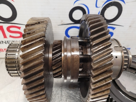 John Deere 6230 Creeper Shaft Assy With Gears L154786, L77034, L115871, L110379 - Трансмисия: снимка 5 John Deere 6230 Creeper Shaft Assy With Gears L154786, L77034, L115871, L110379 - Трансмисия: снимка 5