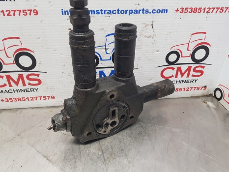 Хидравлика John Deere 6900, 6100 Hydraulic Auxiliary Spool Valve Al75841, 8506d: снимка 6