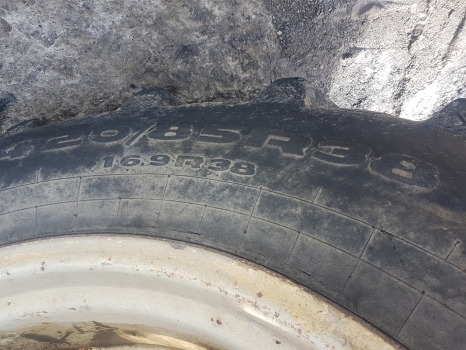 Двигател Lamborghini 1106 Engine, Front, Rear Axle, Transmission, Hydraulic And Lift Nut: снимка 6