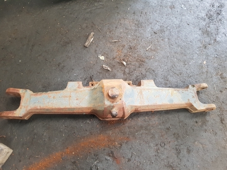 Landini Blizzard Massey Ferguson Front Axle Ng200cd Beam 3426701m95, 3426704r5 - Ос и части за Трактор: снимка 1 Landini Blizzard Massey Ferguson Front Axle Ng200cd Beam 3426701m95, 3426704r5 - Ос и части за Трактор: снимка 1