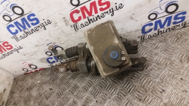Landini Mythos Series 115 Brake Master Cylinders Kit 3666220m91 - Спирачен цилиндър за Трактор: снимка 5 Landini Mythos Series 115 Brake Master Cylinders Kit 3666220m91 - Спирачен цилиндър за Трактор: снимка 5