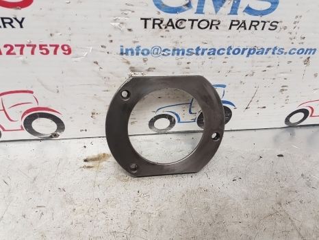 Landini Vision80, 85, 95, 100, 105 Transmission Cover Plate 3660236m1 - Трансмисия за Трактор: снимка 2 Landini Vision80, 85, 95, 100, 105 Transmission Cover Plate 3660236m1 - Трансмисия за Трактор: снимка 2