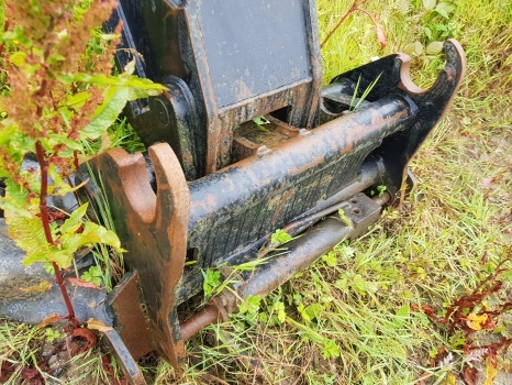 Manitou Mlt 735-120 Lsu Headstock Head Stock Complete - Бързо сменник за Телескопичен товарач: снимка 3 Manitou Mlt 735-120 Lsu Headstock Head Stock Complete - Бързо сменник за Телескопичен товарач: снимка 3
