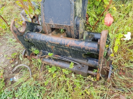 Manitou Mlt 735-120 Lsu Headstock Head Stock Complete - Бързо сменник за Телескопичен товарач: снимка 4 Manitou Mlt 735-120 Lsu Headstock Head Stock Complete - Бързо сменник за Телескопичен товарач: снимка 4