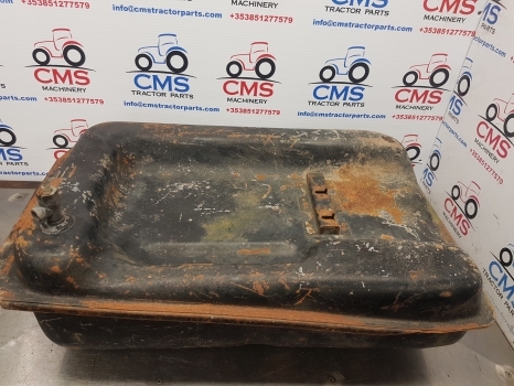 Massey Ferguson 135, 100series Fuel Tank Original , Check Measurement 1861644m91 - Резервоар за гориво за Трактор: снимка 3 Massey Ferguson 135, 100series Fuel Tank Original , Check Measurement 1861644m91 - Резервоар за гориво за Трактор: снимка 3
