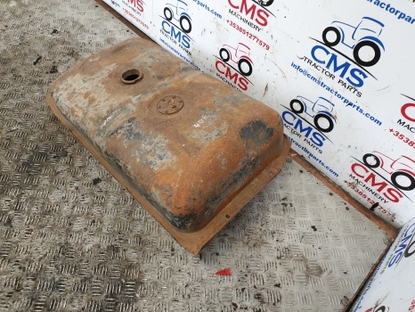 Massey Ferguson 20d, 20e, 30e, 30h, 40e Original Fuel Tank 1672762m91 - Резервоар за гориво за Трактор: снимка 4 Massey Ferguson 20d, 20e, 30e, 30h, 40e Original Fuel Tank 1672762m91 - Резервоар за гориво за Трактор: снимка 4