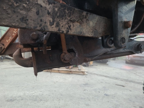 Massey Ferguson 4255 Pick Up Hitch For Parts - Рама/ Шаси за Селскостопанска техника: снимка 2 Massey Ferguson 4255 Pick Up Hitch For Parts - Рама/ Шаси за Селскостопанска техника: снимка 2