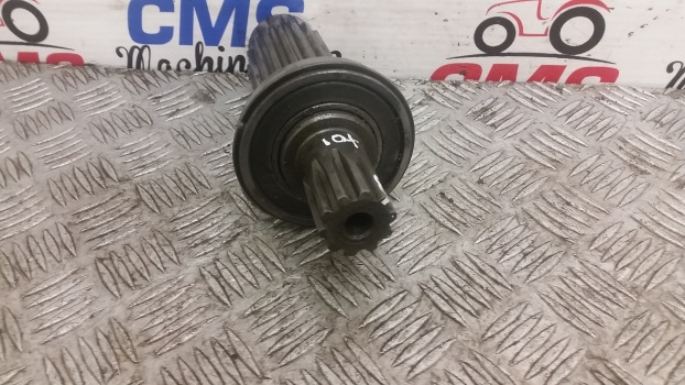 Massey Ferguson 50b Transmission Gear Shaft 17 Teeth. Please Check By Photos. - Трансмисия: снимка 2 Massey Ferguson 50b Transmission Gear Shaft 17 Teeth. Please Check By Photos. - Трансмисия: снимка 2