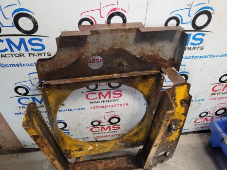 Massey Ferguson 50b Water Cooling Radiator Cowl Linkage Frame - Радиатор: снимка 3 Massey Ferguson 50b Water Cooling Radiator Cowl Linkage Frame - Радиатор: снимка 3