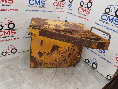 Massey Ferguson 50d Foot Step Lhs. Please Check The Photos. - Cтъпало за Трактор: снимка 1 Massey Ferguson 50d Foot Step Lhs. Please Check The Photos. - Cтъпало за Трактор: снимка 1
