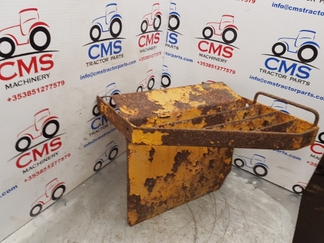 Massey Ferguson 50d Foot Step Lhs. Please Check The Photos. - Cтъпало за Трактор: снимка 2 Massey Ferguson 50d Foot Step Lhs. Please Check The Photos. - Cтъпало за Трактор: снимка 2