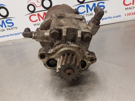 Massey Ferguson 50e, 690, 670 Steering Pump 35104550, 1691156m93, 1666726m91 - Помпа на хидроусилвателя за Трактор: снимка 2 Massey Ferguson 50e, 690, 670 Steering Pump 35104550, 1691156m93, 1666726m91 - Помпа на хидроусилвателя за Трактор: снимка 2