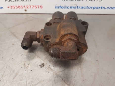 Massey Ferguson 5455 Hydraulic Pressure Valve Body 3794879m3 - Хидравличен клапан за Трактор: снимка 4 Massey Ferguson 5455 Hydraulic Pressure Valve Body 3794879m3 - Хидравличен клапан за Трактор: снимка 4