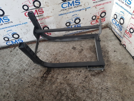 Massey Ferguson 5612, 5613, 5611, 5712 Fuel Tank Support Bracket Lhs 4356814m91 - Резервоар за гориво: снимка 3 Massey Ferguson 5612, 5613, 5611, 5712 Fuel Tank Support Bracket Lhs 4356814m91 - Резервоар за гориво: снимка 3