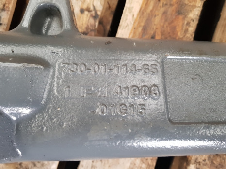 Massey Ferguson 5612, 5713 Front Axle Casting Rhs 730.01.114.65, 7300181405 - Предна ос за Трактор: снимка 3 Massey Ferguson 5612, 5713 Front Axle Casting Rhs 730.01.114.65, 7300181405 - Предна ос за Трактор: снимка 3
