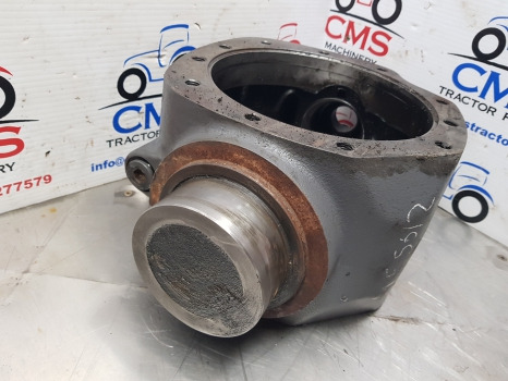 Massey Ferguson 5612 Front Axle Centre Housing 7300111301, 730.01.113.61 - Предна ос за Трактор: снимка 2 Massey Ferguson 5612 Front Axle Centre Housing 7300111301, 730.01.113.61 - Предна ос за Трактор: снимка 2