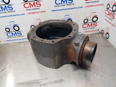 Massey Ferguson 5612 Front Axle Centre Housing 7300111301, 730.01.113.61 - Предна ос за Трактор: снимка 3 Massey Ferguson 5612 Front Axle Centre Housing 7300111301, 730.01.113.61 - Предна ос за Трактор: снимка 3