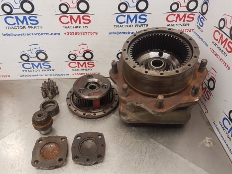 Massey Ferguson 6160 Front Axle Hub Rhs Ag105, 3764297m91, 3429986r2, 3764016 - Ступица за Трактор: снимка 2 Massey Ferguson 6160 Front Axle Hub Rhs Ag105, 3764297m91, 3429986r2, 3764016 - Ступица за Трактор: снимка 2