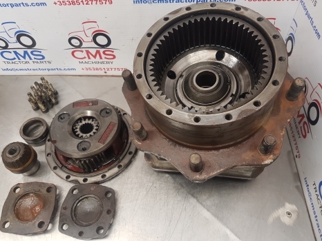 Massey Ferguson 6160 Front Axle Hub Rhs Ag105, 3764297m91, 3429986r2, 3764016 - Ступица за Трактор: снимка 5 Massey Ferguson 6160 Front Axle Hub Rhs Ag105, 3764297m91, 3429986r2, 3764016 - Ступица за Трактор: снимка 5