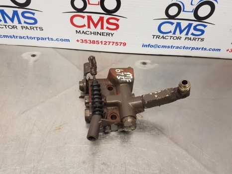 Massey Ferguson 675, 399, 372n, 375, 4225, 4255 Hydraulic Valve Assy 1679099m95 - Хидравличен клапан за Трактор: снимка 2 Massey Ferguson 675, 399, 372n, 375, 4225, 4255 Hydraulic Valve Assy 1679099m95 - Хидравличен клапан за Трактор: снимка 2