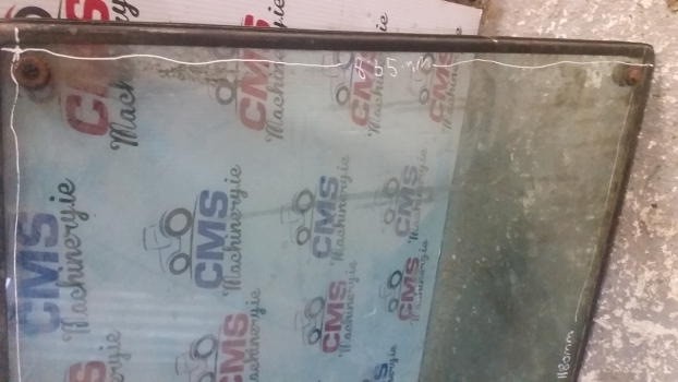 Massey Ferguson 690 Cab Frong Glass Windscreen Tg1246 - Предно стъкло за Трактор: снимка 3 Massey Ferguson 690 Cab Frong Glass Windscreen Tg1246 - Предно стъкло за Трактор: снимка 3