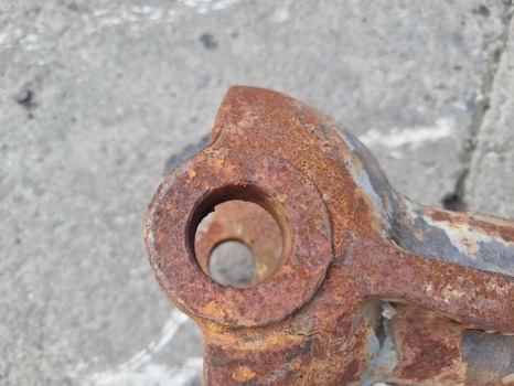 Massey Ferguson 698t, 298, 1004, 699, Front Axle Housing Beam 3426213m1 - Предна ос: снимка 5 Massey Ferguson 698t, 298, 1004, 699, Front Axle Housing Beam 3426213m1 - Предна ос: снимка 5